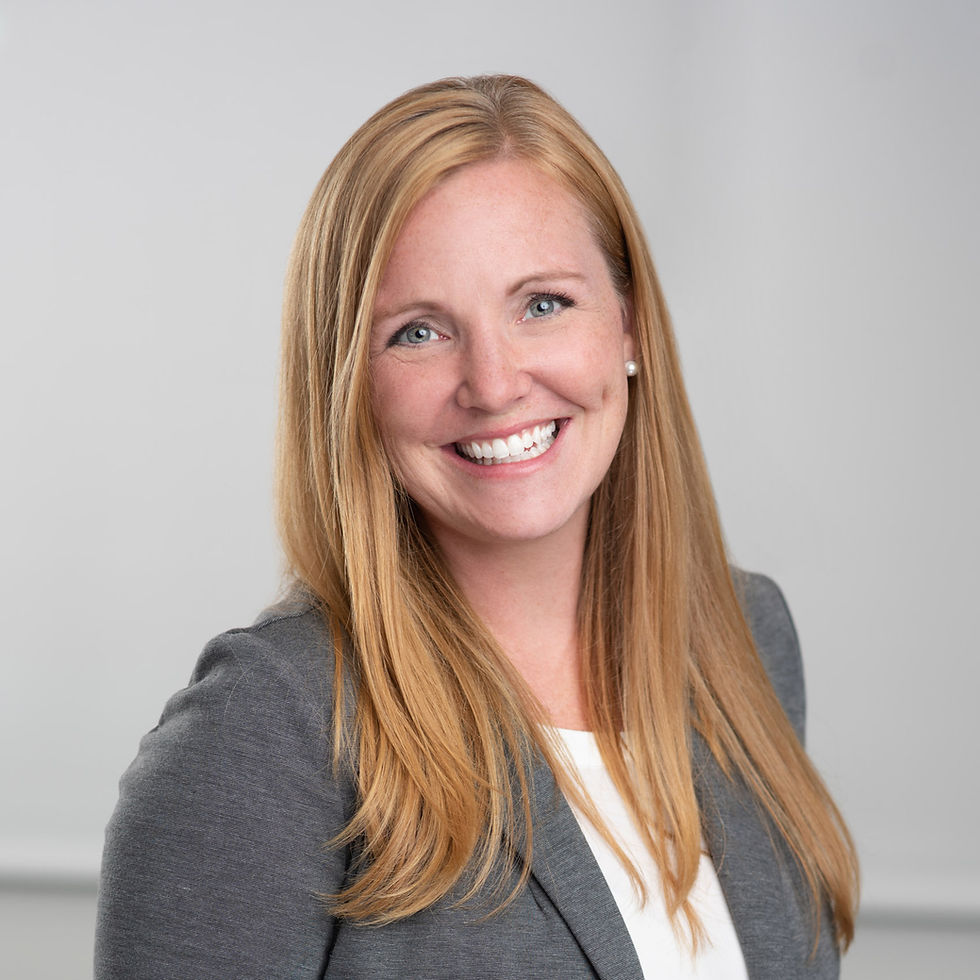 Kelly
Hogan
