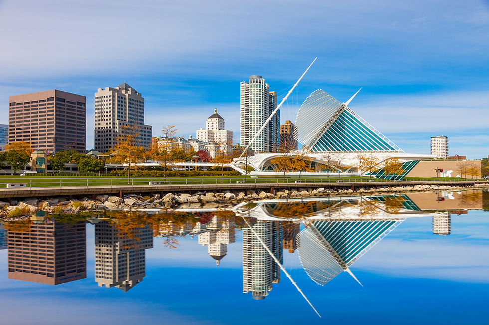 skyline of Milwaukee, WI
